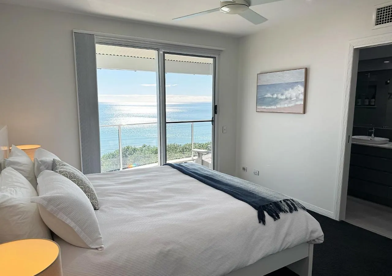 3 Bedroom Beachfront Penthouse With Epic Rooftop & Ocean Views Pialba Australia